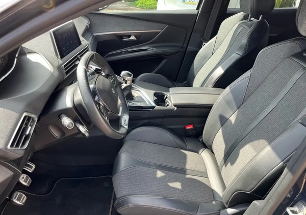 Peugeot 3008 cena 87800 przebieg: 49000, rok produkcji 2019 z Opatów małe 172
